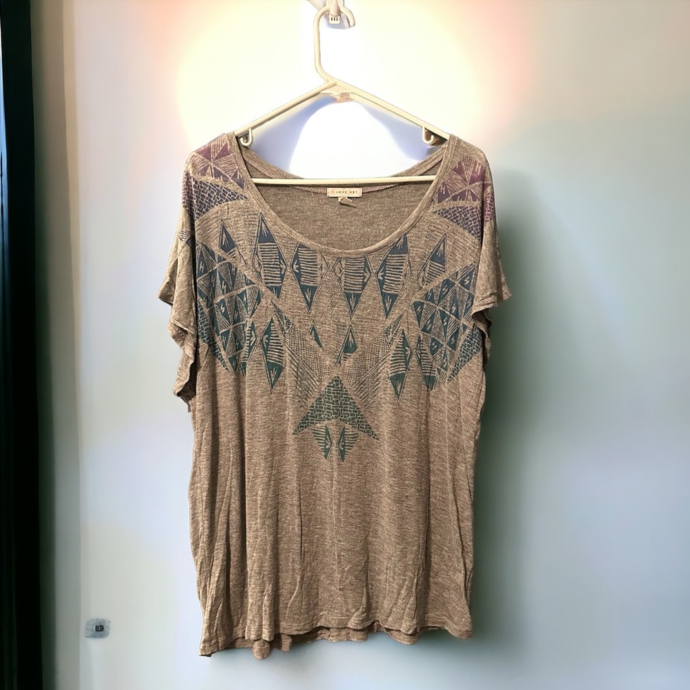 Tribal print tee